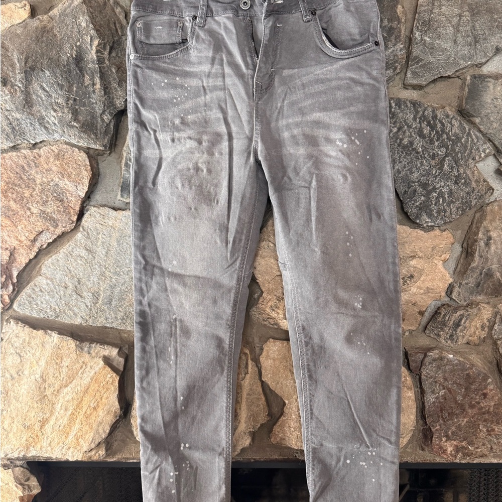 Men's Distressed Gray Skinny Jeans